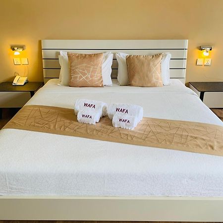 Wafa Hotel & Apartment Kampong Mata Mata Екстер'єр фото