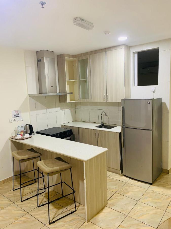 Wafa Hotel & Apartment Kampong Mata Mata Екстер'єр фото