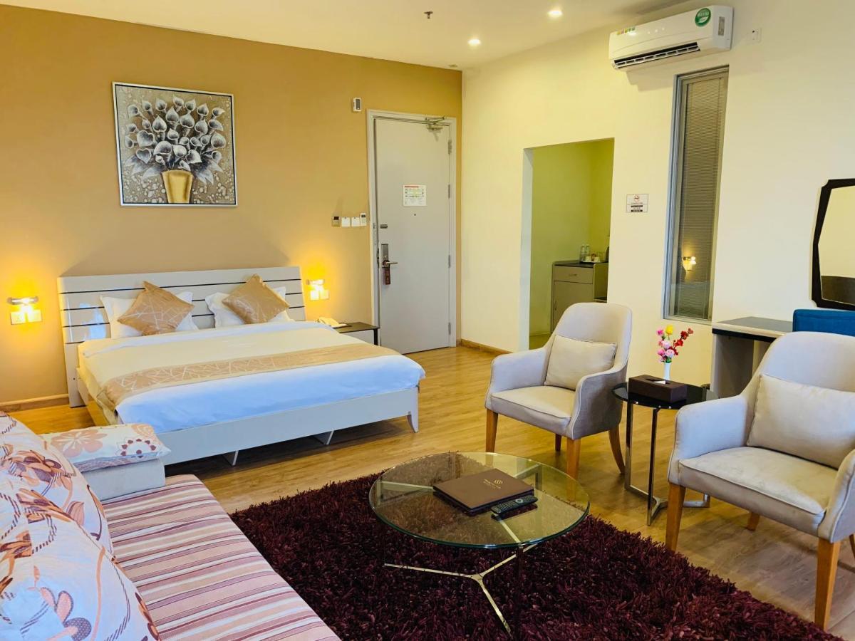 Wafa Hotel & Apartment Kampong Mata Mata Екстер'єр фото